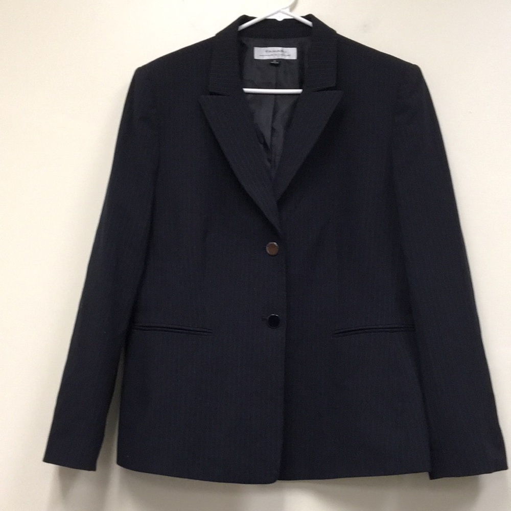 Tahari Arthur S. Levine Blazer